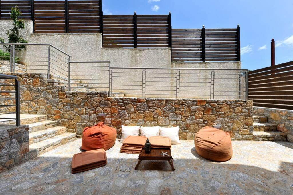 Wonderful Eco Friendly Villa Augustine Ampelo Exterior foto